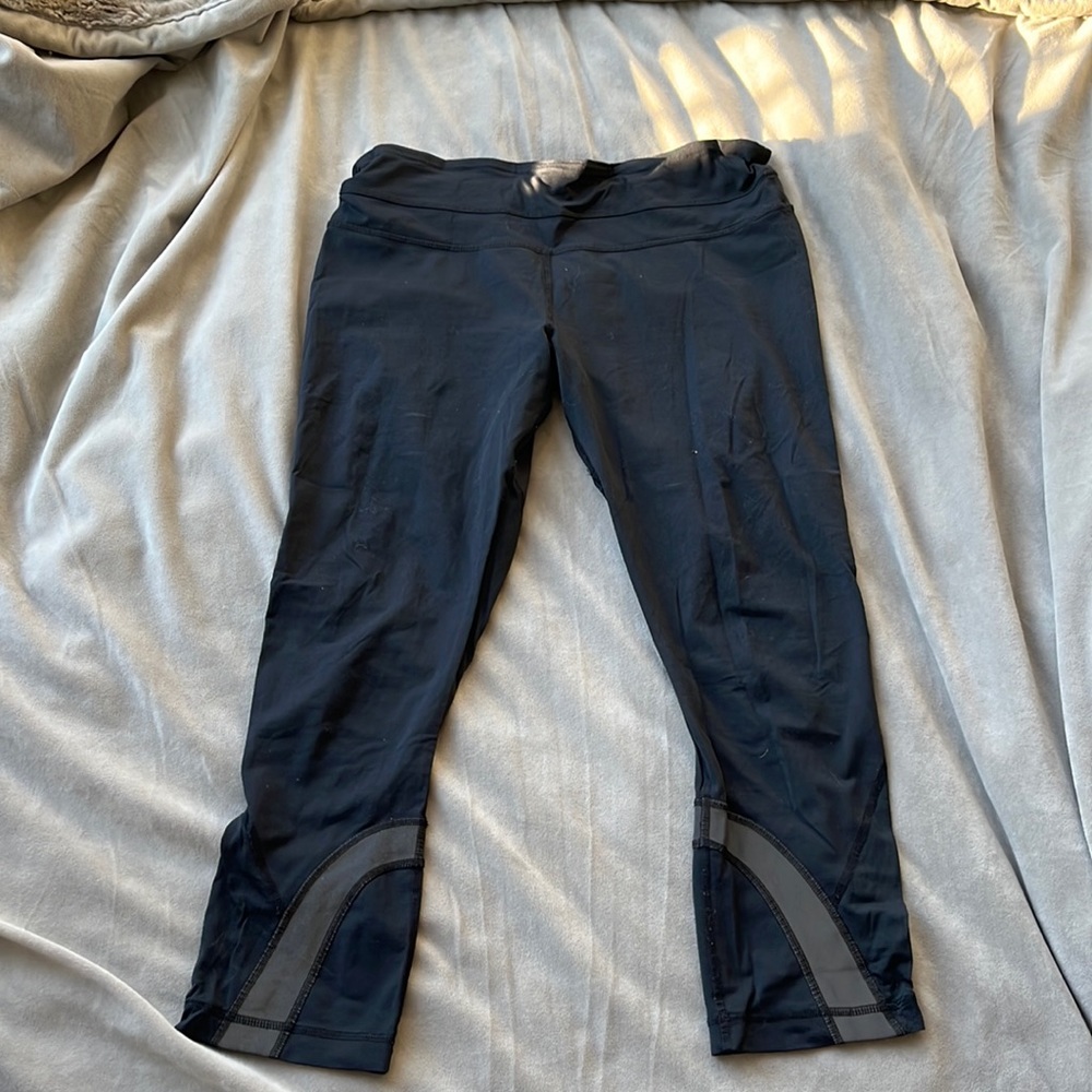 Lululemon black leggings